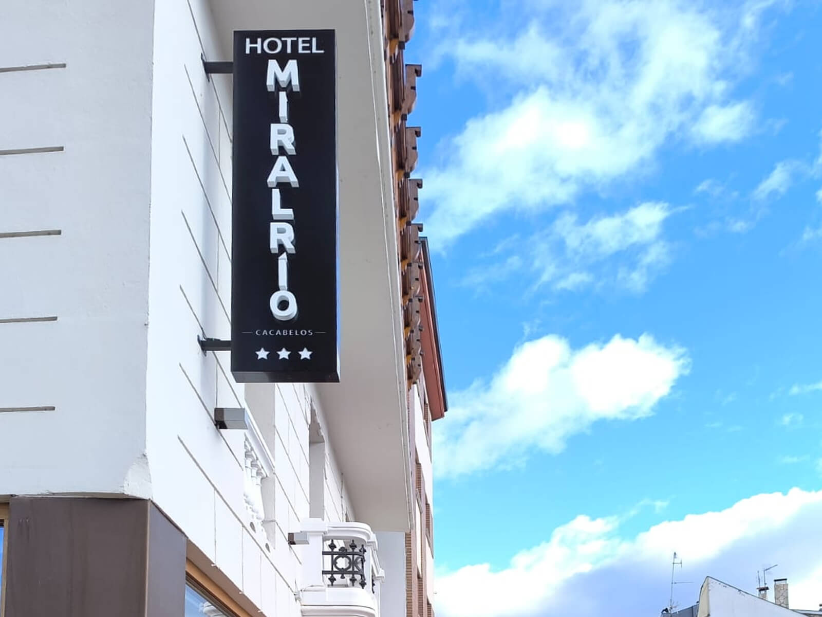 Hotel Miralrío